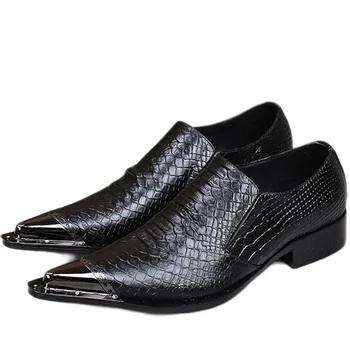  2022 Модни мъжки обувки с остър метален пръсти; черни кожени модела обувки; сватбени/бизнес/вечерни елегантни кожени мъжки обувки!