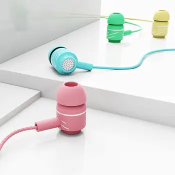  Висококачествени Слушалки Трайни 3,5 мм Стерео Музикални ушите със защита от ликвидация с Микрофон Слушалки с Кабел за Таблет