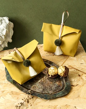  Креативен Мъкна Дамски Чанти Подарък Кутия Тъкане Чанта За Шаферките, Опаковка На Шоколади И Детски Душ Сувенири Вечерни Аксесоари На Едро