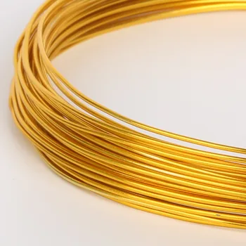  Нов Arrvial Прекрасен златист цвят Алуминиева тел За изработката на бижута от 1 мм, 1,5 мм, 2 мм и 2,5 мм, продава се в страната от 1 рулону (10 m/5 M/3 M)